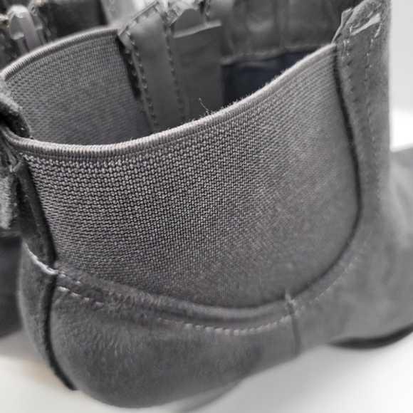 Sociology Women's Gray Suede Ankle Bootie High Heel‎ Size 7.5 - Picture 15 of 16